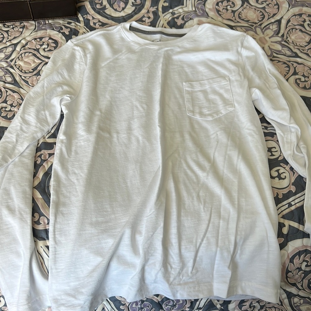 White boys xl 14/16 long sleeve t